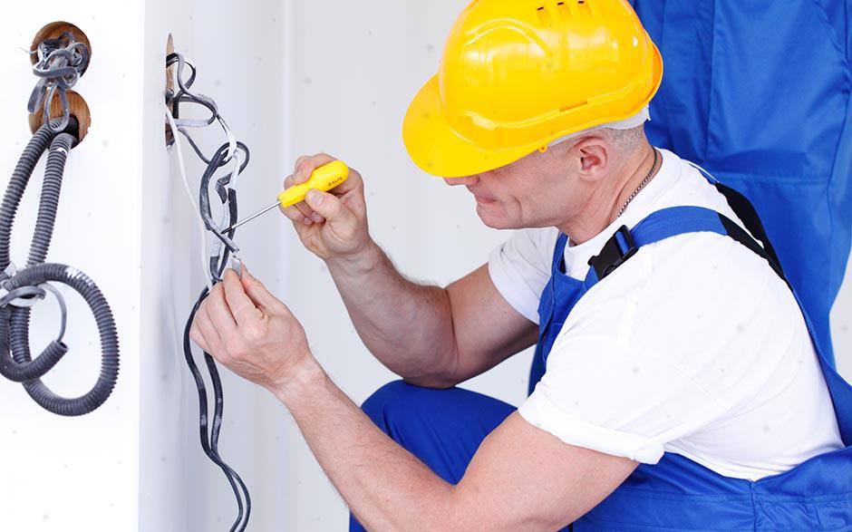 électricien de maintenance Boissise-la-Bertrand